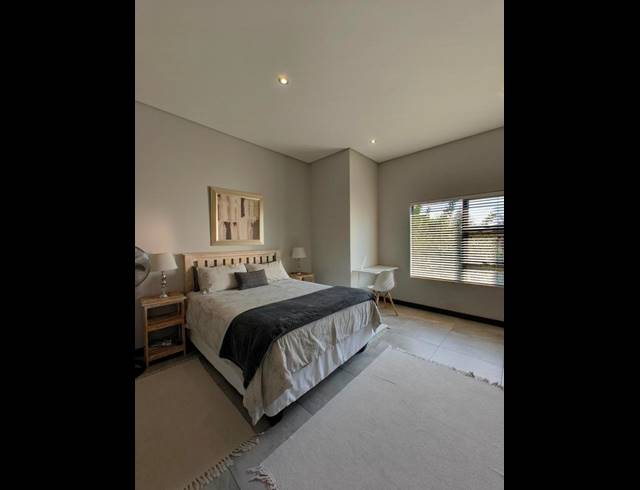 3 BEDROOM APARTMENT FOR SALE IN MENLO PARK